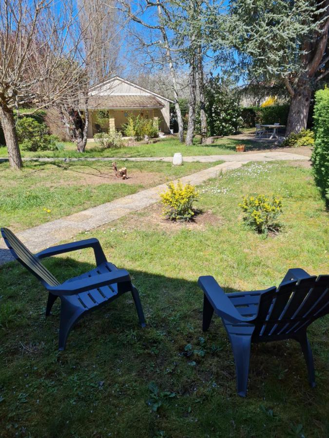 Saint-Medard-de-Mussidan Les Cedres Bleus B&B 외부 사진